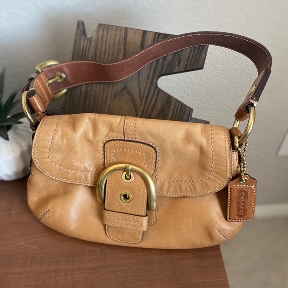 Coach Satchel - Picture 6 of 6